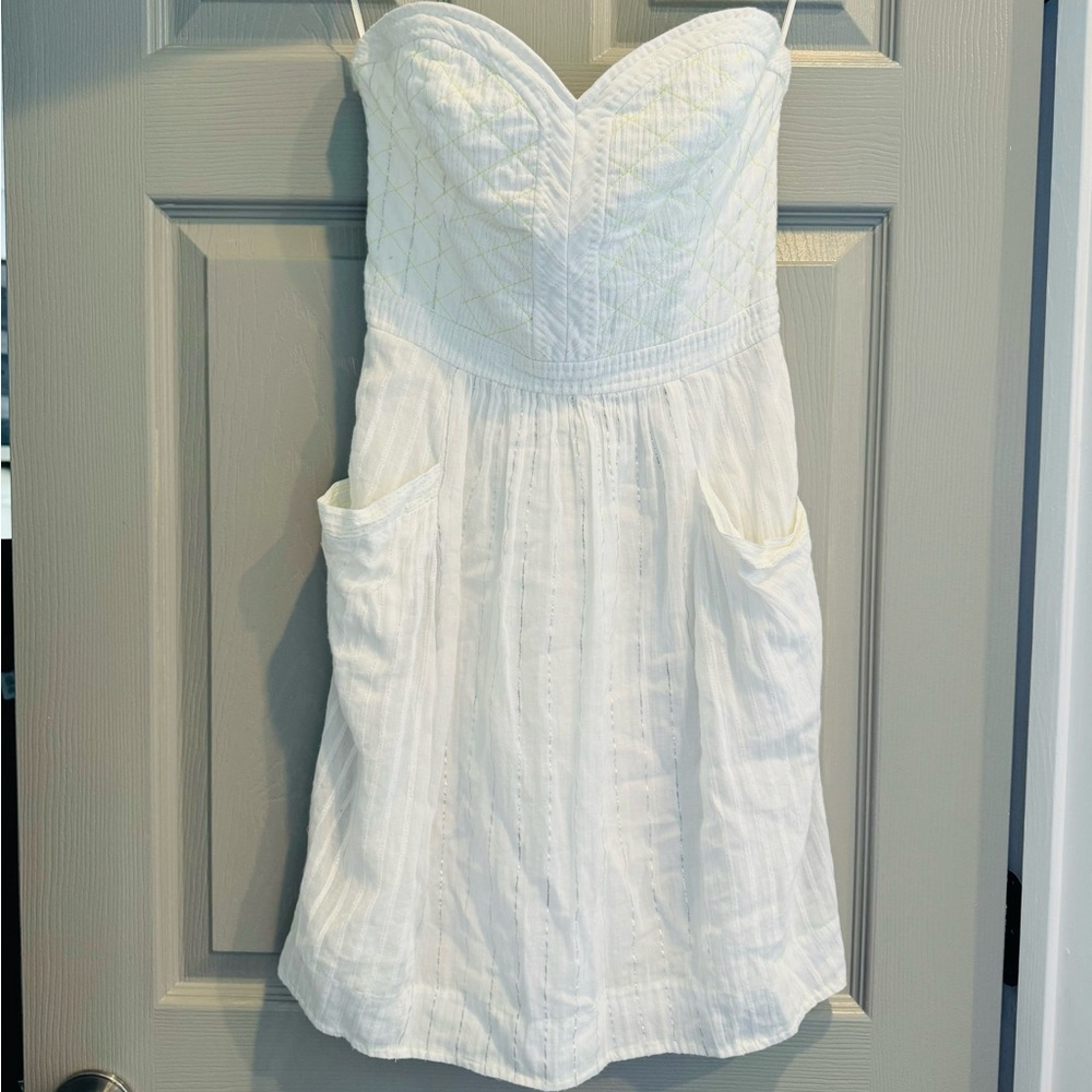 Adorable Rebecca Taylor White Strapless Dress with FREE Kate Spade earrings